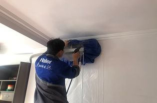 家里空調(diào)從買就沒洗過(guò) 用了5年洗出小黑蟲